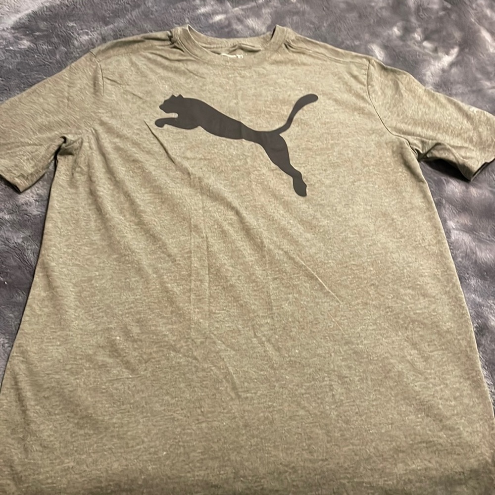 Green Puma t shirt